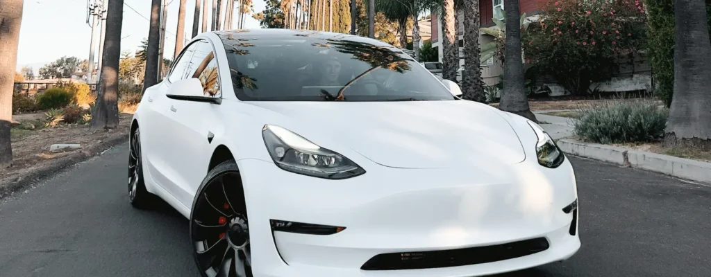 tesla roof trim issue