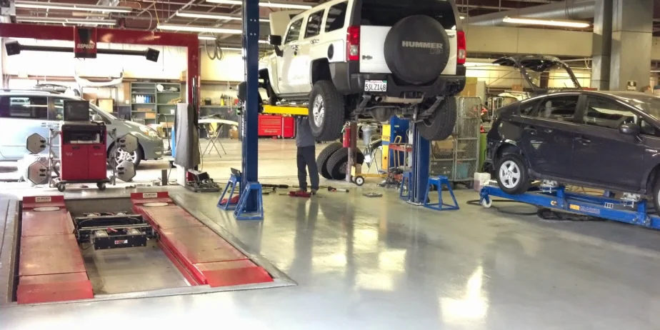Blackstone Collision Center