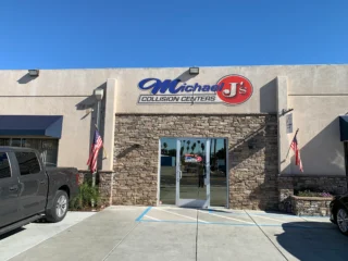 Michael Js Collision Centers exterior