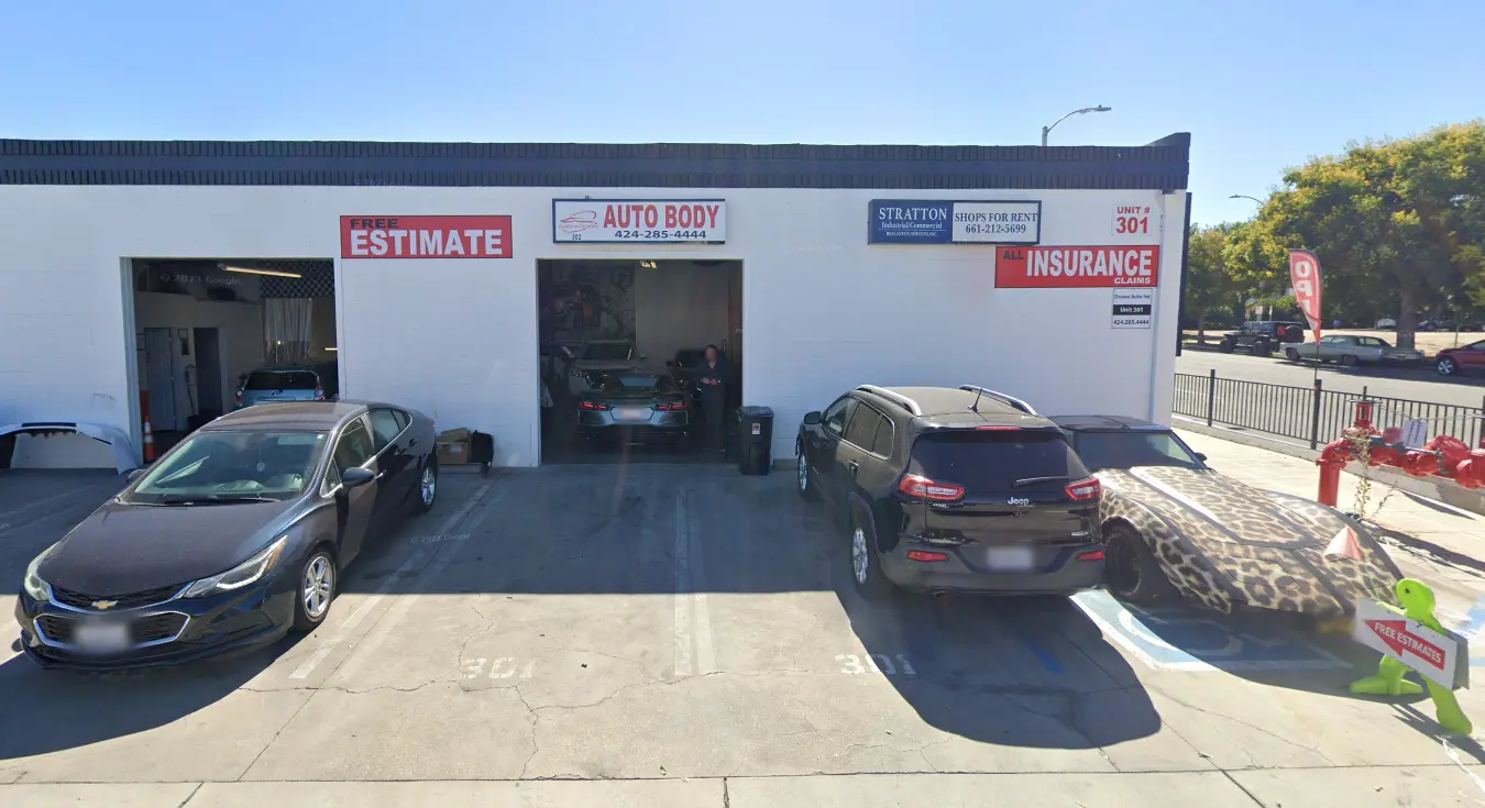 Duxov Auto Body Shop