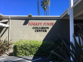 torrey pines collision exterior